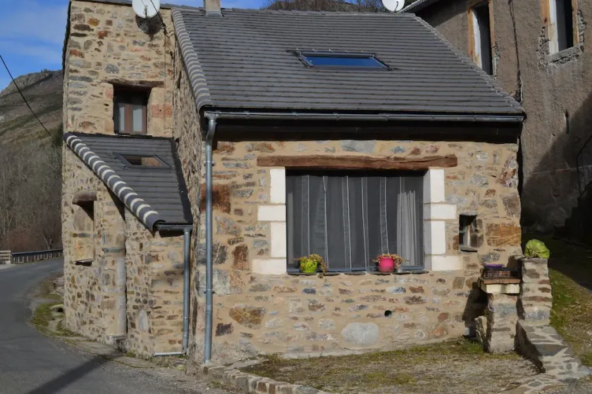 CASA DI CHARME SUL BORDO DEL PARCO NAZIONALE DI CEVENNES - Image 1