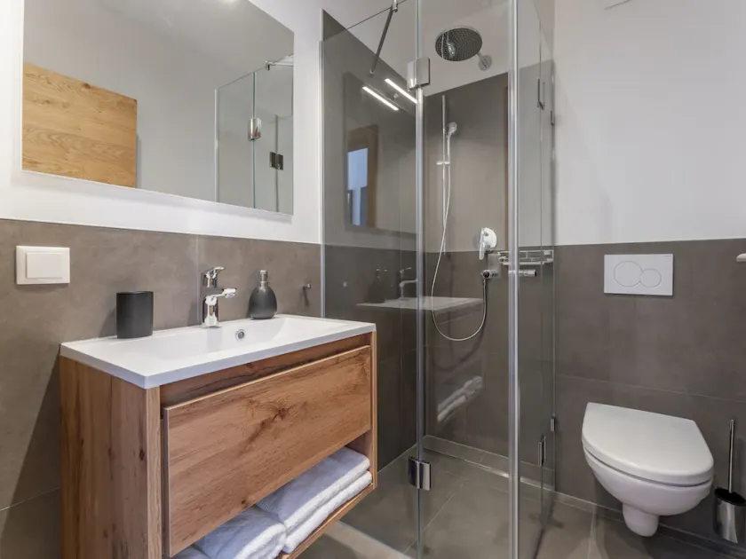 Nice ski in-ski out lodge with sauna and hottub - Image 1