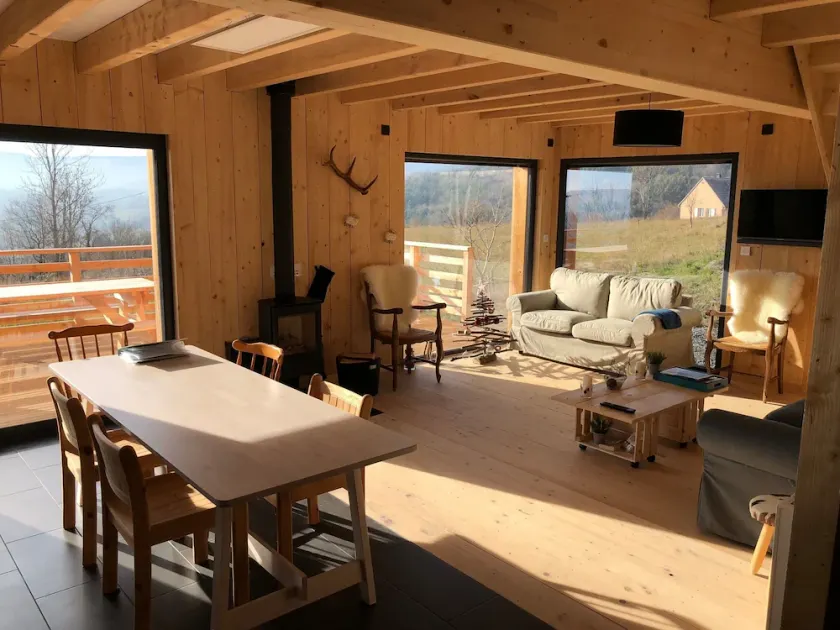 New chalet, overlooking the castle of Murol and Sancy - Image 1