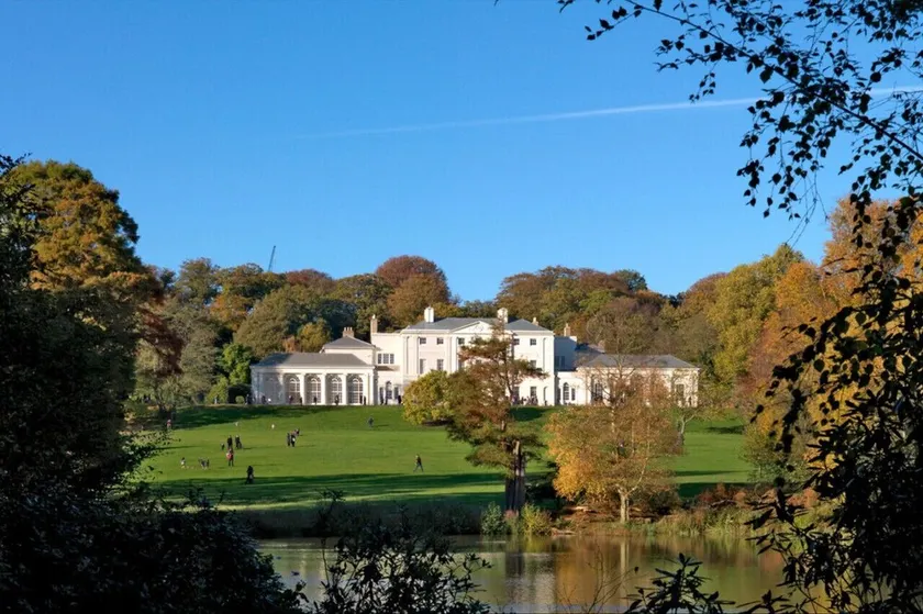Elegant 2-bed Victorian Flat - Image 1