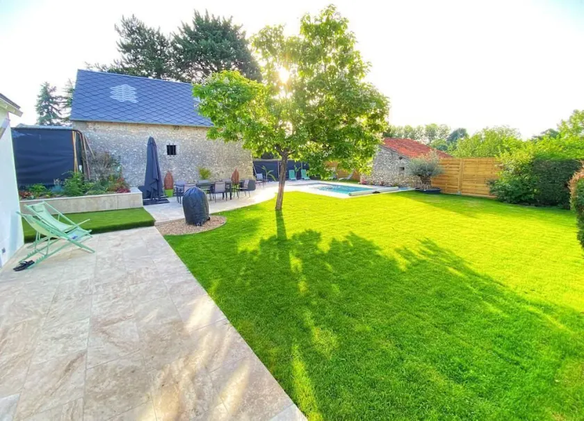 Gite with private pool and spa, sleeps 8, not shared  - Image 1