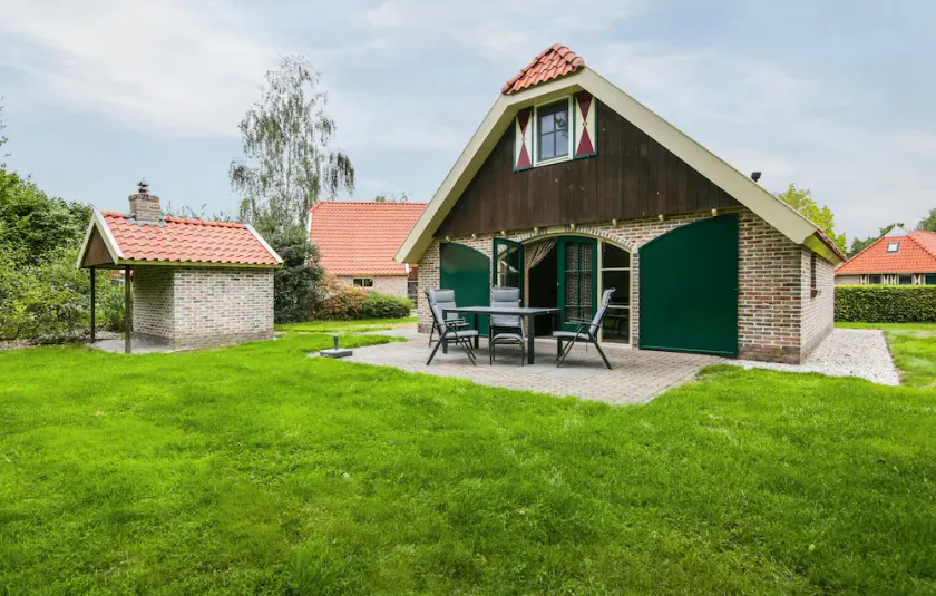 3 Bedroom Gorgeous Home In Ijhorst - Image 1