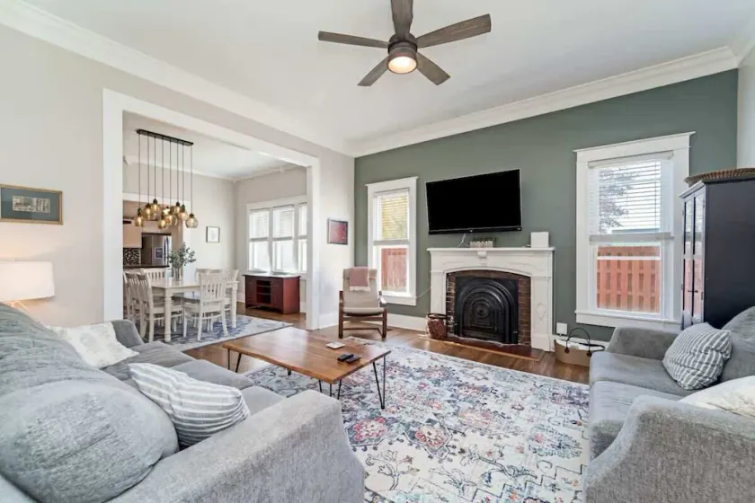 Charming Craftsman Home in Dickson | Pet Friendly - Image 1