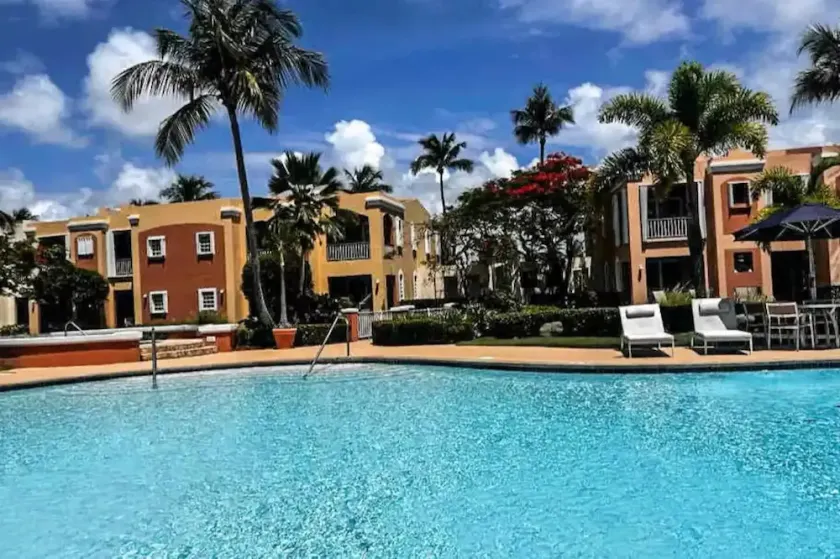 Acqualina, Tortuga Properties, Lake Front, 2 Bedroom/ 2 Bath, Walk To Beach - Image 1