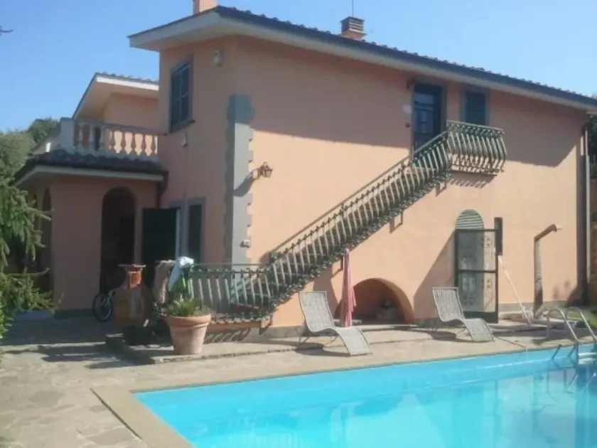 Lariano: Gorgeous Villa House with park, barbecue pool and tennis court - Image 1