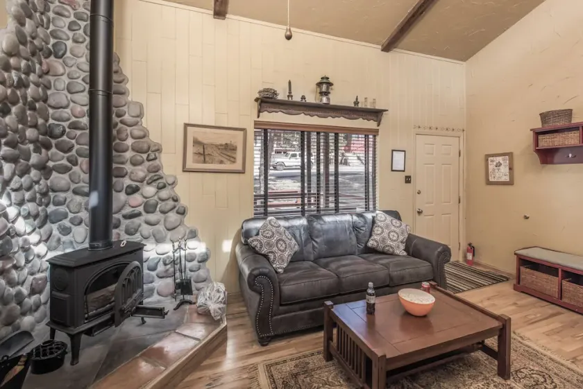 Fox Hollow by Ruidoso Vacation Rentals - Image 1
