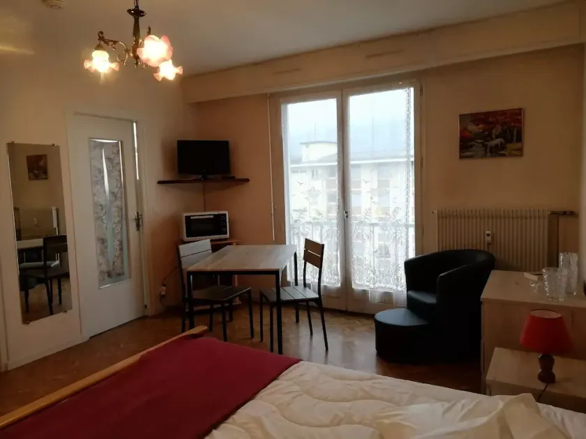 Residence Le Jasmin - Peaceful accommodation, quiet neighborhood! - Image 1