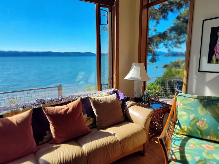 Waterfront, hot tub, wildlife, quiet, sunsets. - Image 1