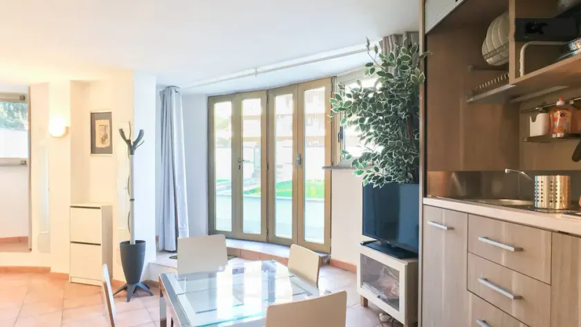 Sehr Helle Ganze Wohnung - Image 1