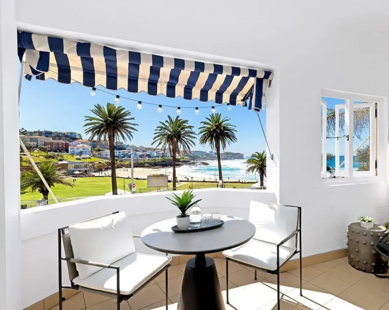 Absolute Seafront Bronte - Image 1