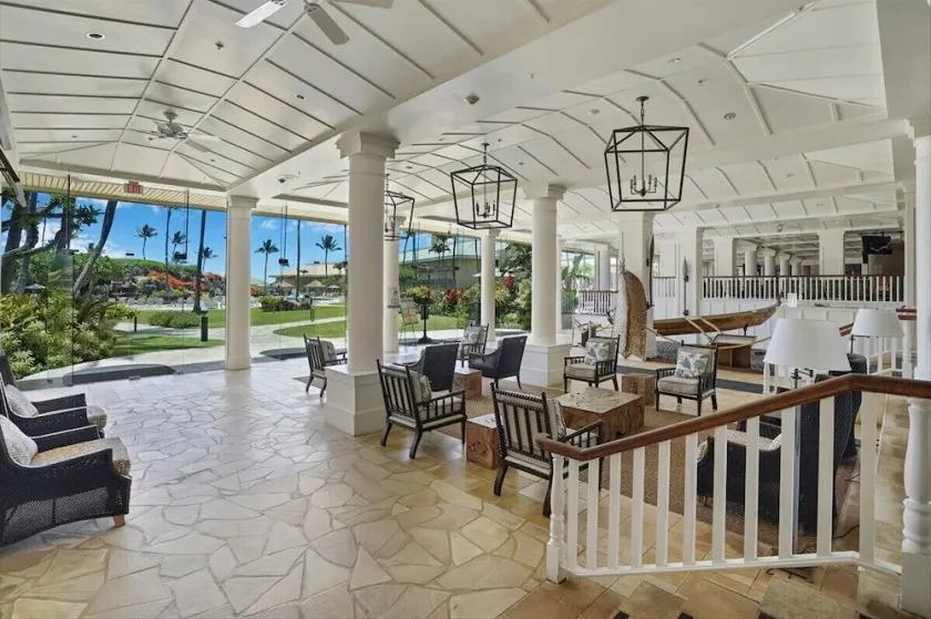Oceanfront Resort steps to pool/beach via your lanai, 4 Beautiful Pools - Image 1