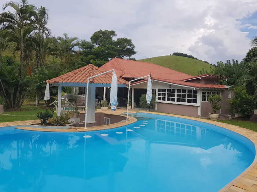 Sitio Carmo RJ de alto estándar - Image 1