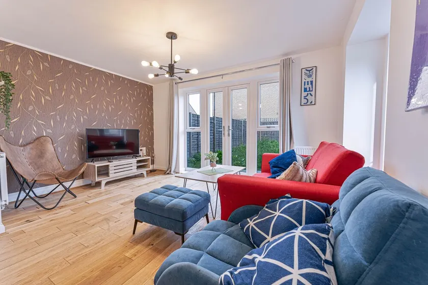Sherlock Modern Home af Svelte Living - Image 1