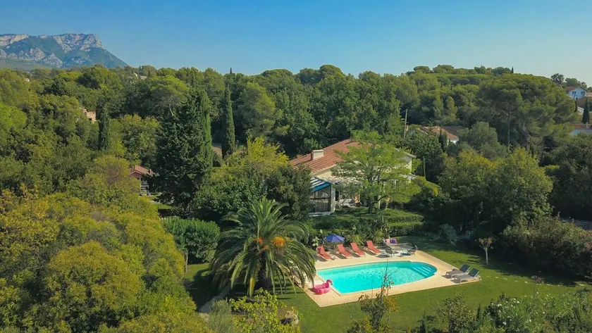 Appartement A/C grand calme dans propriété avec piscine - proche des plages. - Image 1