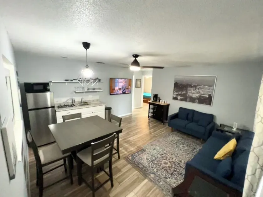 ★2/1★Central★Location★☀2-Mile LEGOLAND&Dining☀ - Image 1