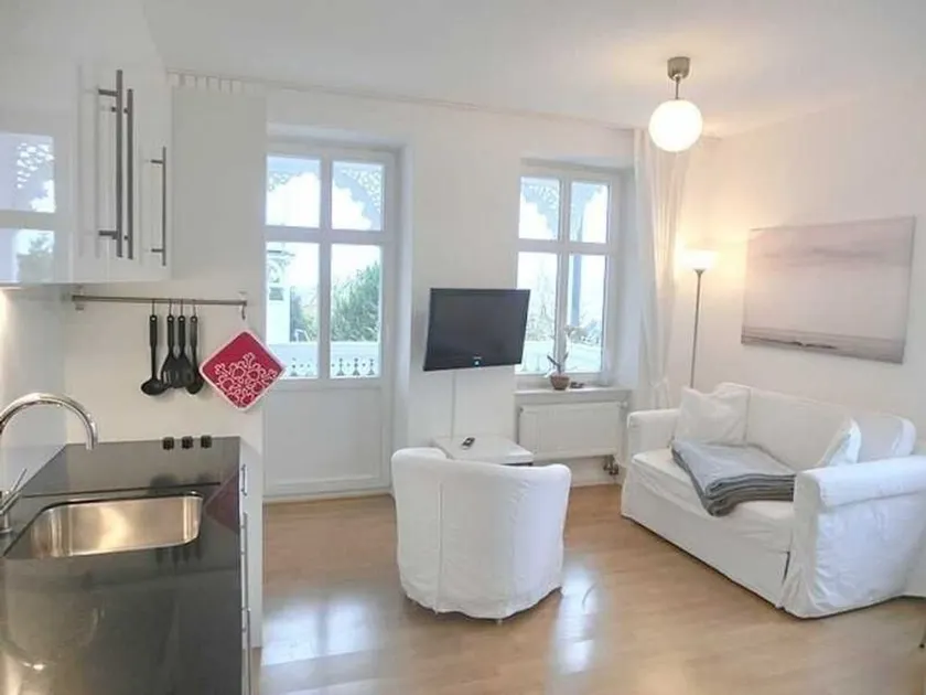 Apartment 1 - Sassnitz - Apartments in bath villa with Baltic Sea view - Image 1