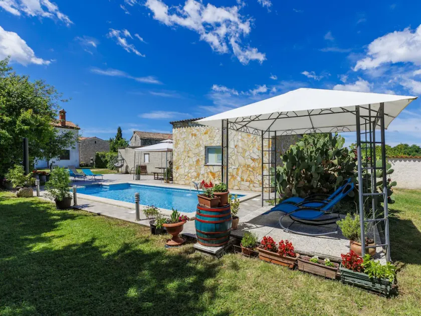 Holiday Home Pinezici-1 by Interhome - Image 1