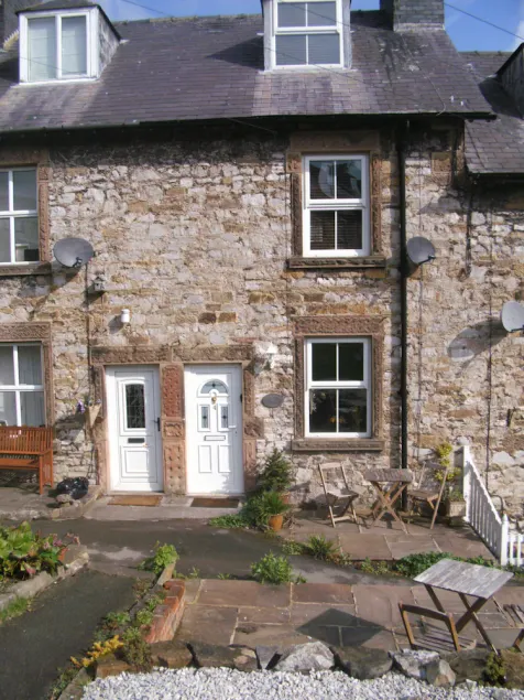 Bakewell  Stone Cottage/Sleeps 4/Log Burning Stove/Parking /2 Bathrooms/ WiFi - Image 1