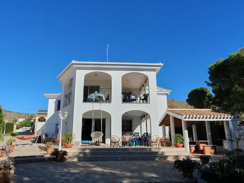 VILLA HELE SPECIALE HENDELSER PÅ 400 M FRA SAN GINES BEACH - 19 MENNESKER - Image 1