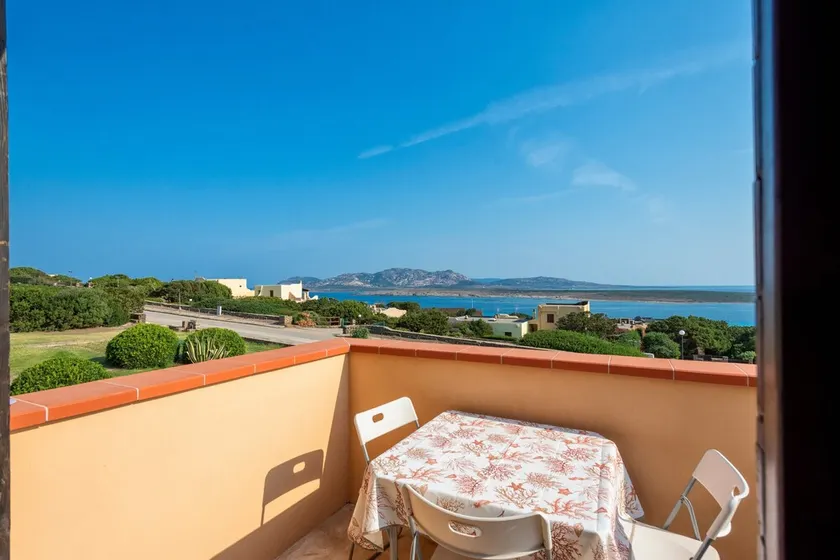 Casa de férias \"Pergola 714\" a poucos metros da praia com vista mar e varanda - Image 1