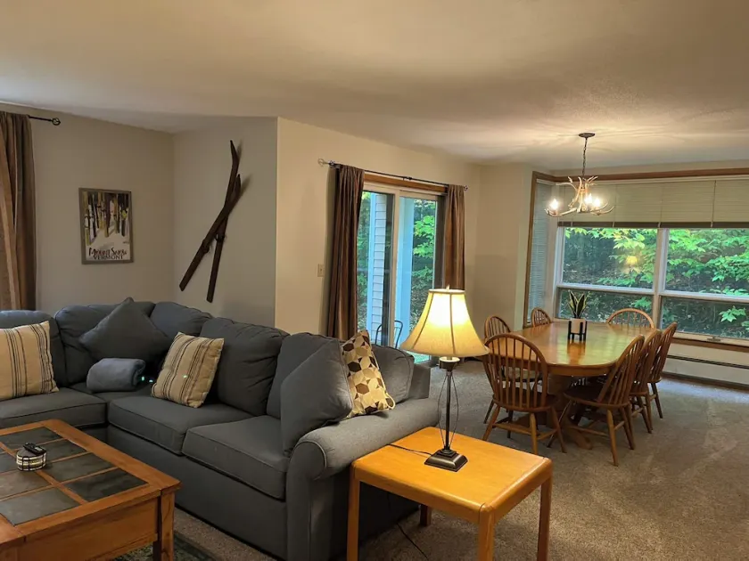 Cozy Ski Condo right on Mt Snow - Image 1