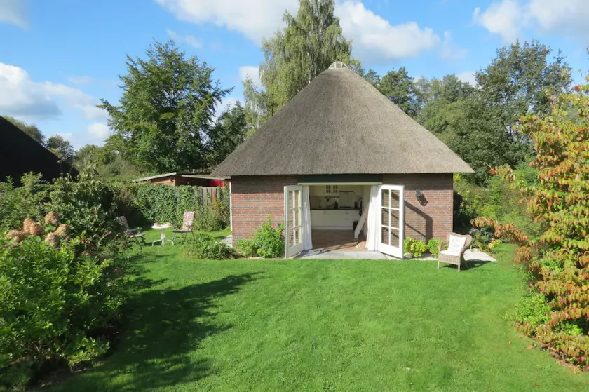 Kerkuyl, Rietgedekt Cottage - Image 1