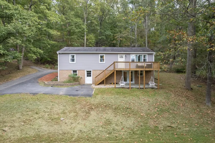 New! Modern family cottage oasis with fast WiFi and pet friendly. - Image 1