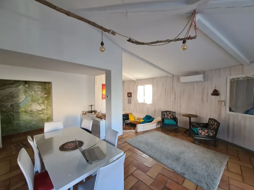House in the heart of the village 500 m from the lake - Image 1