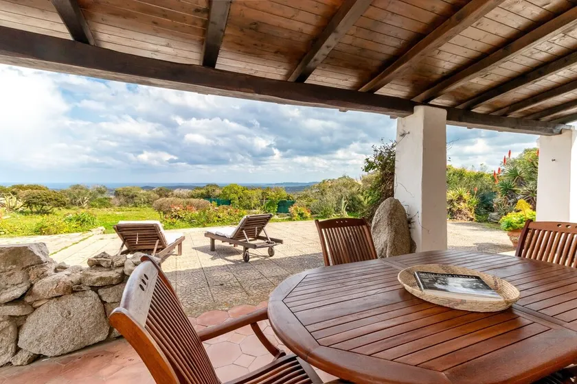 Encantadora \"Villa Vista Mare Santa Teresa\" en el Verde con vistas al mar, jardín y terraza - Image 1