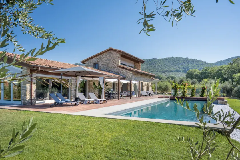 Experience Cortona at modern and cozy Qi Villa & Spa - Image 1