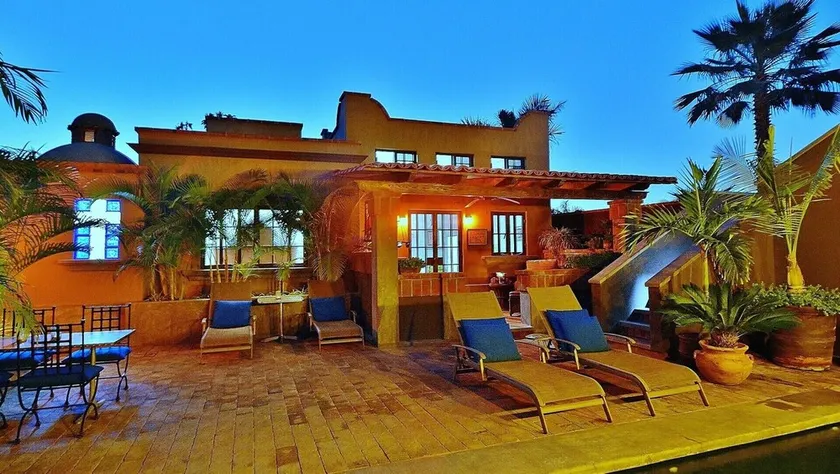 Villa La Hacienda com Vista da Piscina - Image 1