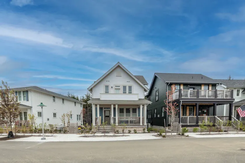 Ocean Breeze by Seabrook Hospitality - Image 1