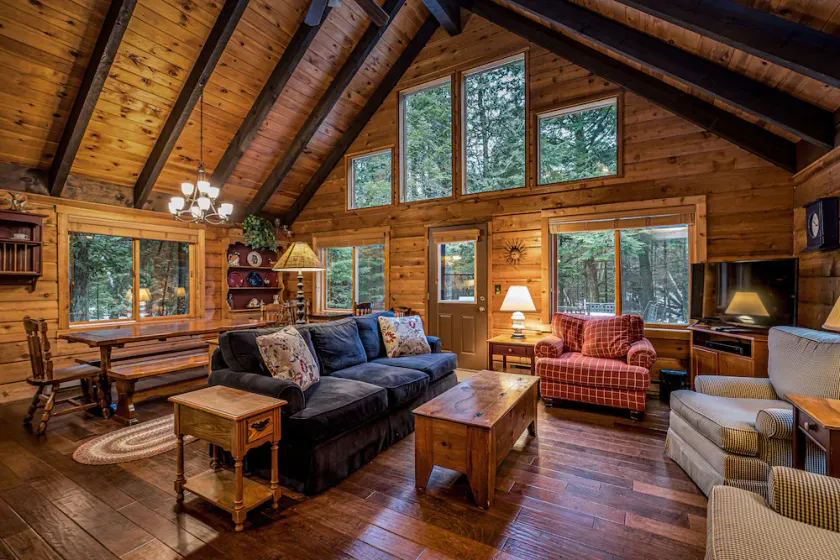  Private Retreat in the Woods - Image 1