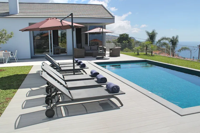 Luxury Calheta Villa Casa Calheta Heights 3 Bedrooms Stunning Sea Views - Image 1