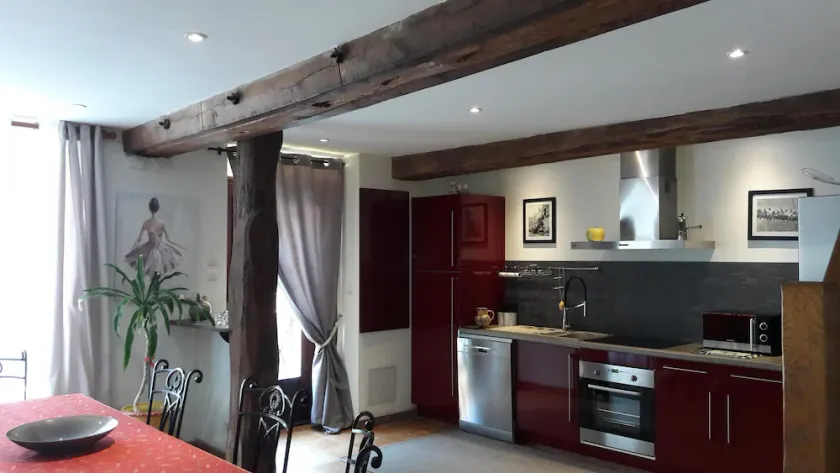 Beautiful Cottage in Little Venice of Gatinais for 10 travelers 3 km from Montargis - Image 1