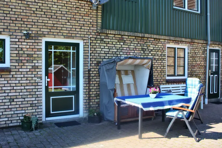 Detjens: FeWo in ruhiger Lage mit Terrasse und Garten - Ferienwohnung Detjens - Image 1