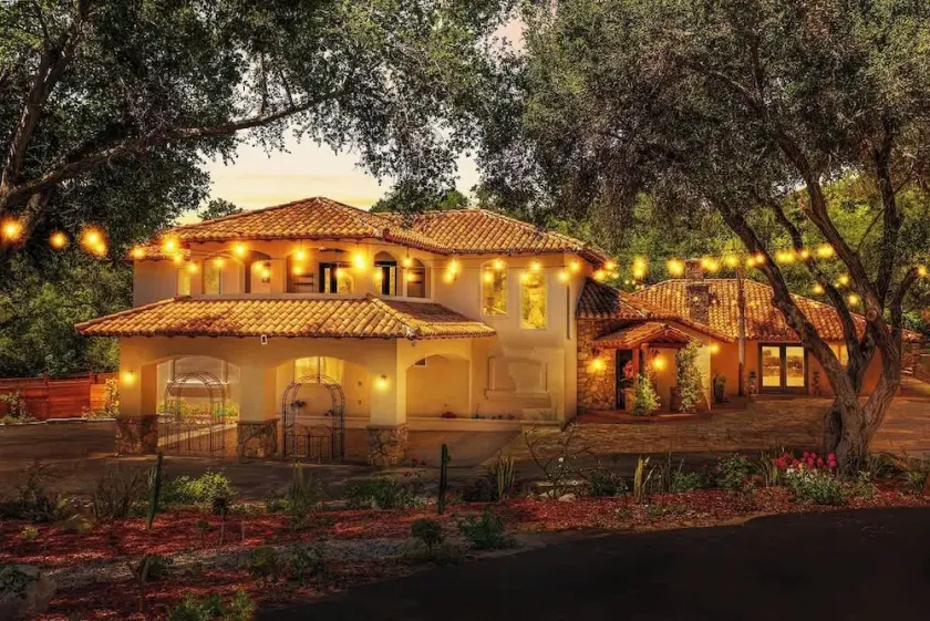 The Wine Away-Luxury Retreat for 20 w/jacuzzi - Image 1