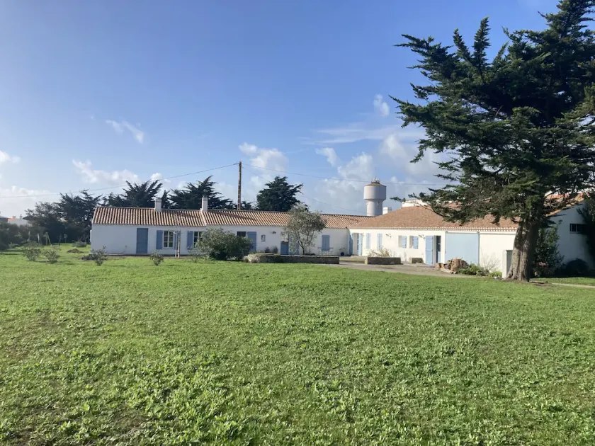 Gamle gård på et niveau i Noirmoutier - sover 13/19 - Image 1