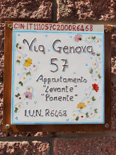 \"LEVANTE\" Vacation Home - Central - Just a stone's throw from the ocean and the historic district. - Image 1
