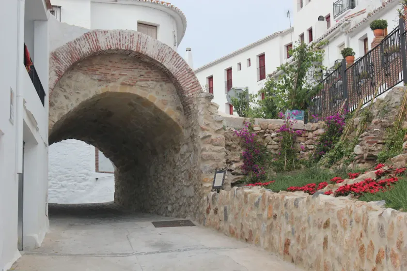 Casa Fuente del Algarrobo - Image 1