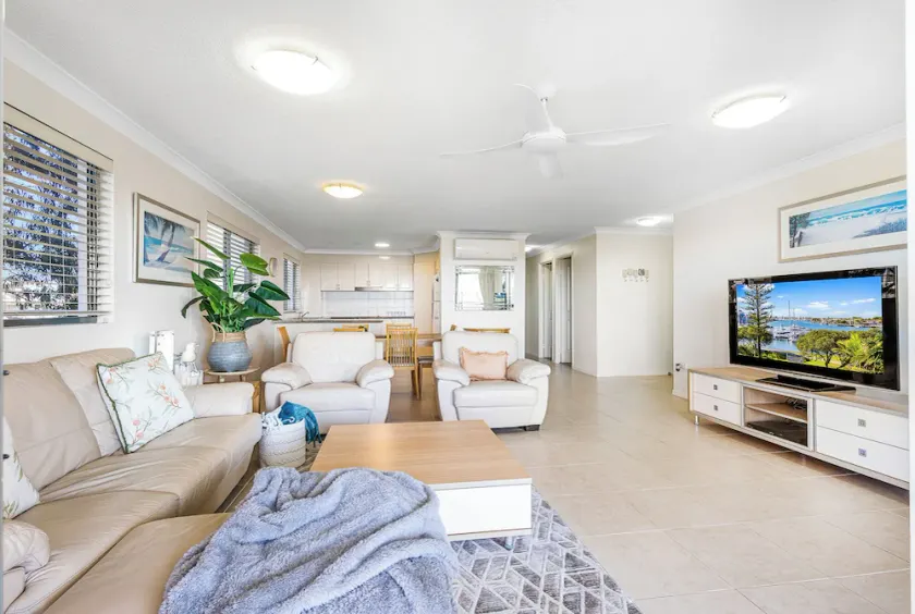 Resort Accommodation in the heart of Mooloolaba - Image 1