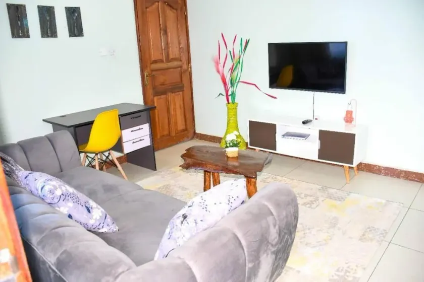 A Cozy 1 Bedroom at the heart of Kakamega Town with Calming views - Image 1