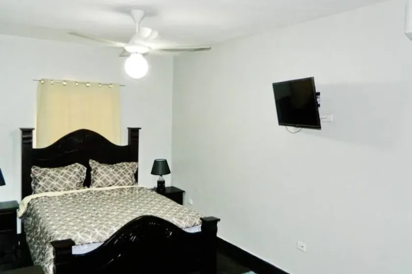 House - Image 1