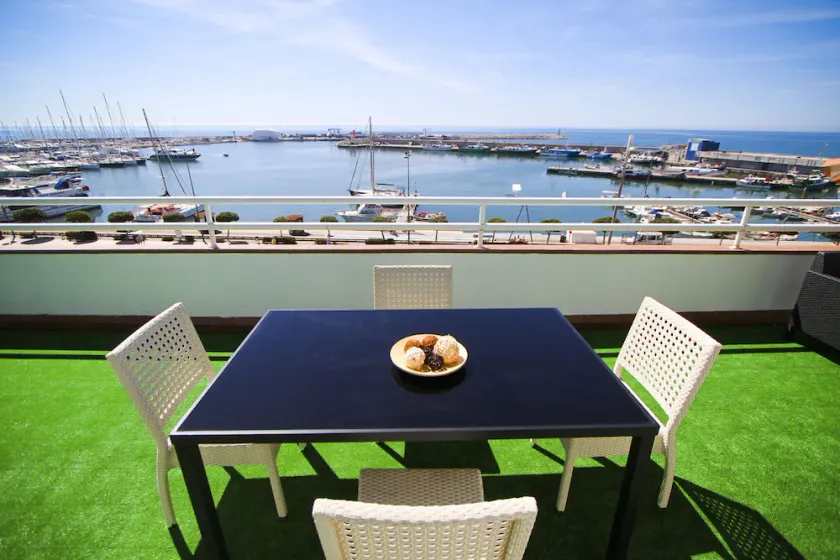 PORTMARINA Penthouse Port Views - Image 1