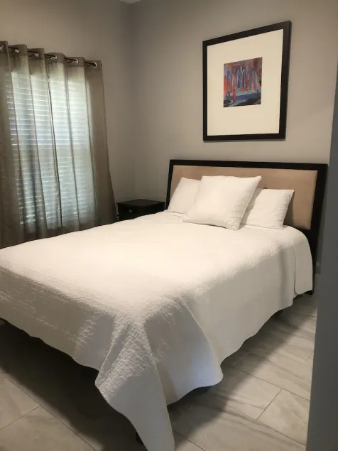 Homey Guest Apartment - Image 1
