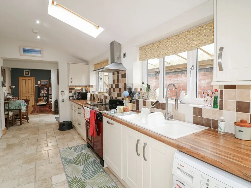 Norbury House - Image 1