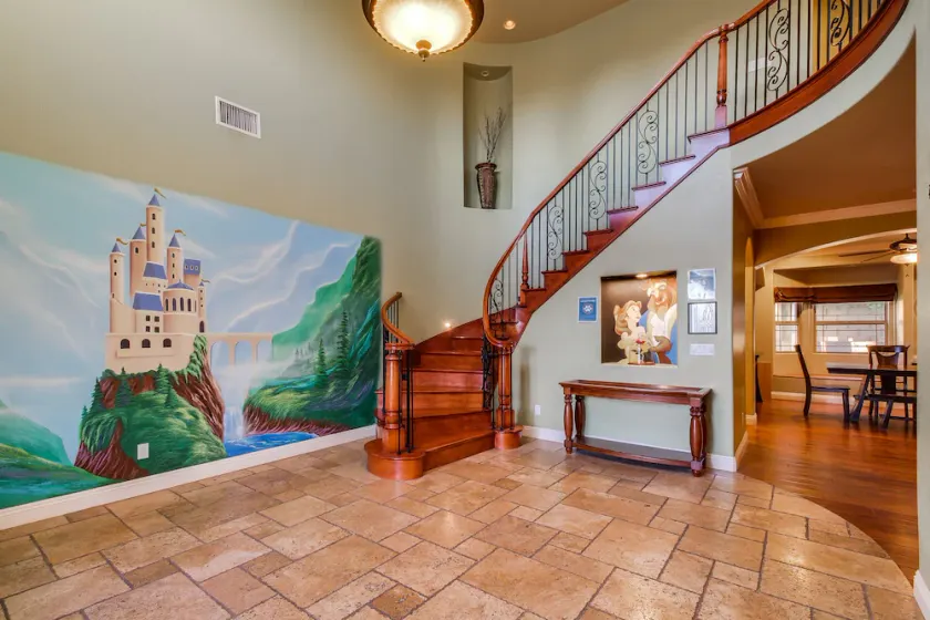 Funtierland + Belle's Castle + Cerca de Disney + Piscina + Área de juegos + Netflix - Image 1