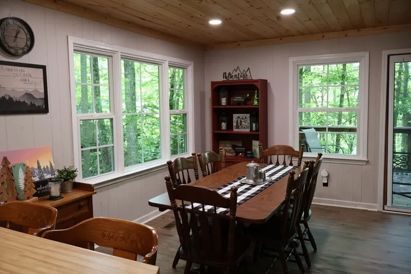 Alpine Ridge Cottage - Image 1