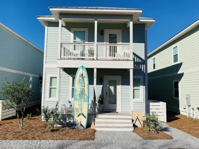 Shore Do Love You: 5BR, Sleeps 12, Heated Private Pool & Optional Hot Tub! - Image 1