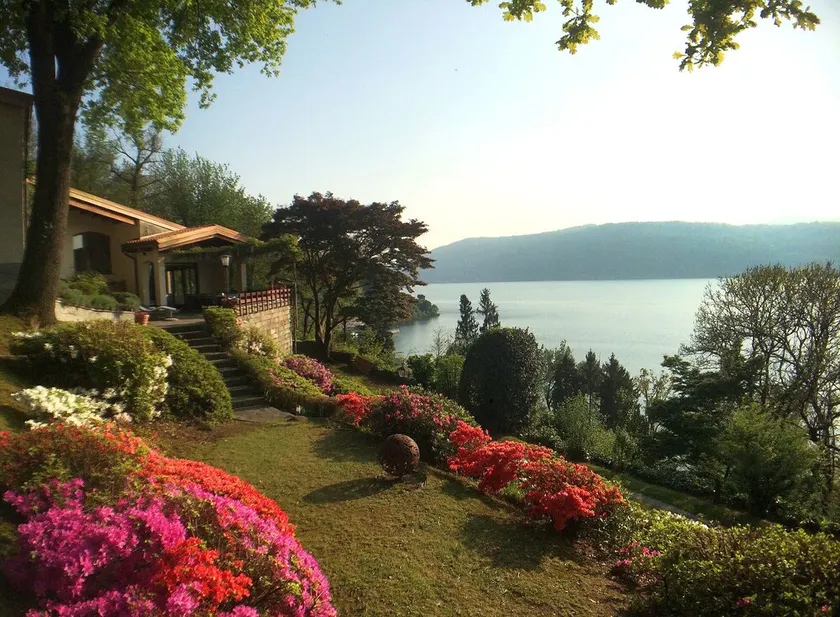 Casa da família com uma vista fantástica do lago do Lago Maggiore e acesso ao lago - Image 1